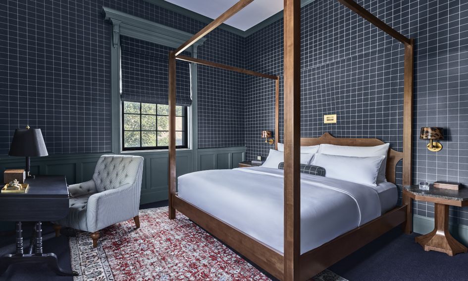 The Vanderbilt, Auberge Resorts Collection 