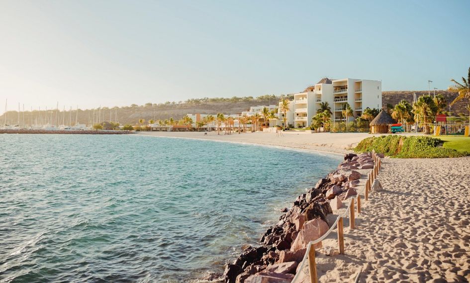 Hotel Indigo La Paz Puerta Cortes