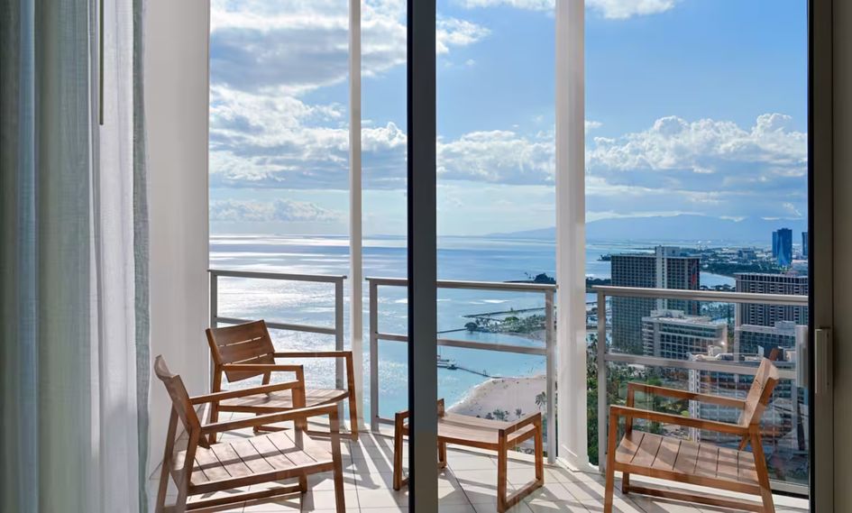 Ka La'i Waikiki Beach, LXR Hotels & Resorts