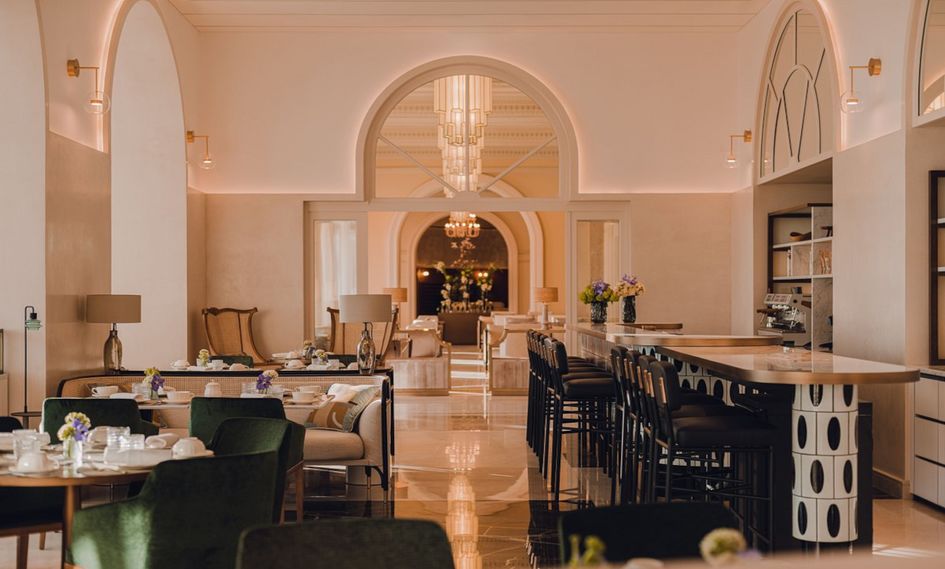 Carlton Cannes, A Regent Hotel