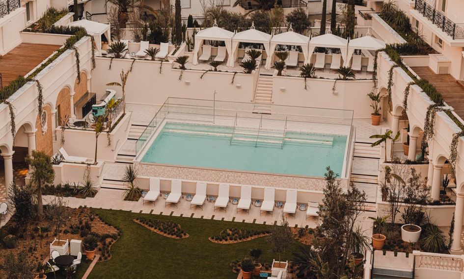 Carlton Cannes, A Regent Hotel