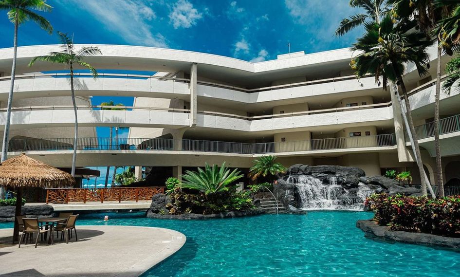 OUTRIGGER Kona Resort & Spa