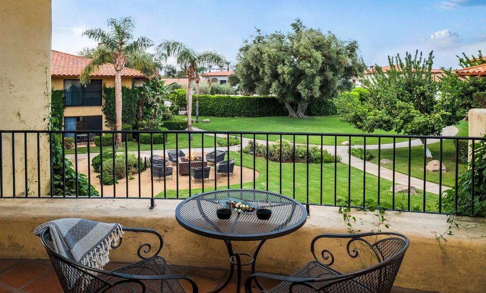 Tommy Bahama Miramonte Resort & Spa