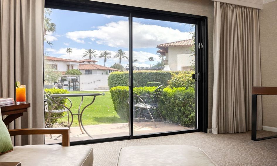 Tommy Bahama Miramonte Resort & Spa