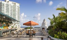 Mayfair House Hotel &amp; Garden in Miami, Florida