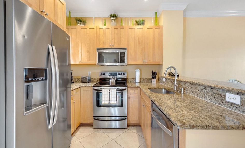 Tranquility Bay Beachfront Resort