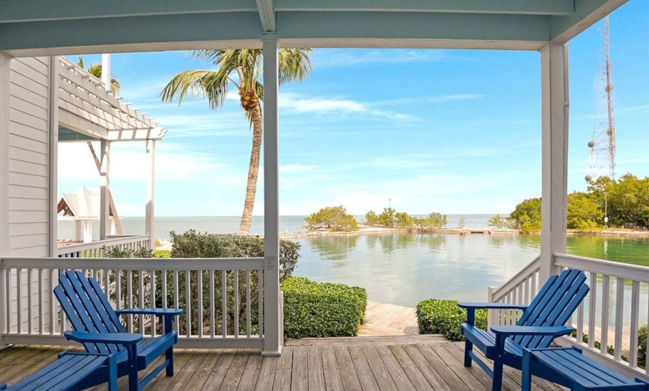 Tranquility Bay Beachfront Resort