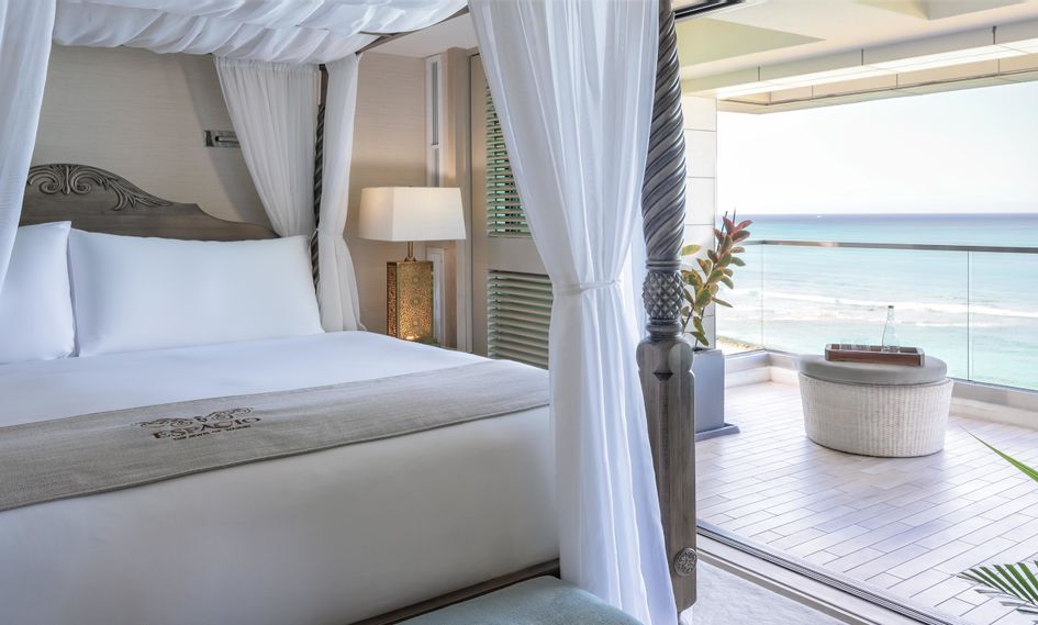 ESPACIO The Jewel of Waikiki