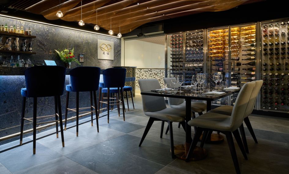 ESPACIO The Jewel of Waikiki