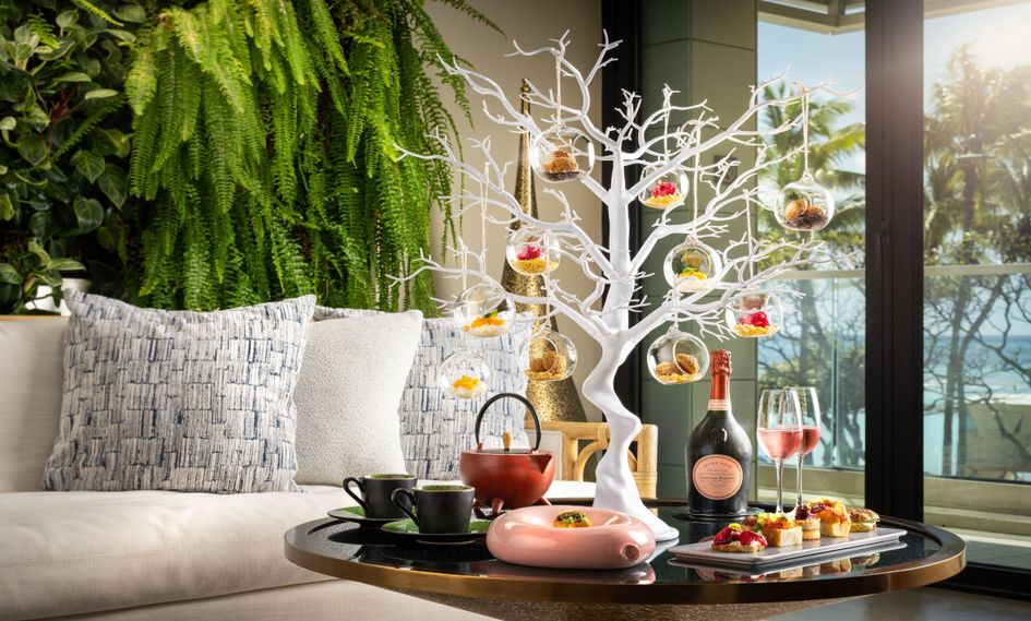 ESPACIO The Jewel of Waikiki