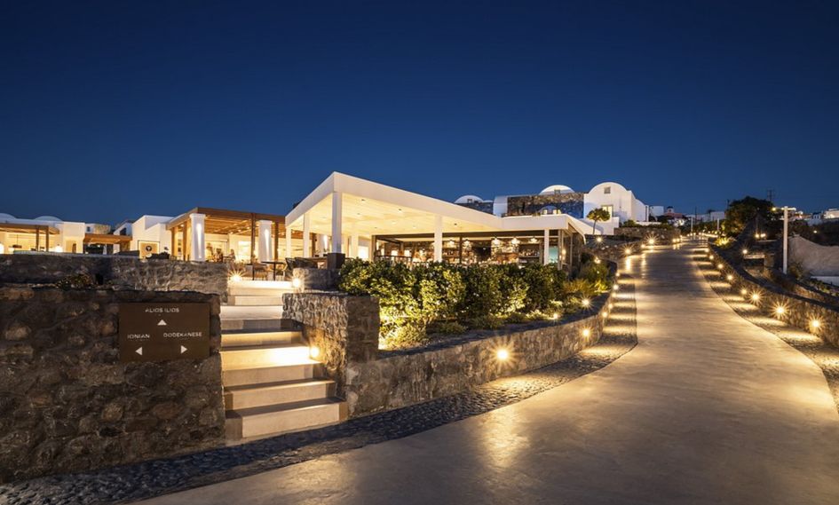 Santo Pure Oia Suites & Villas