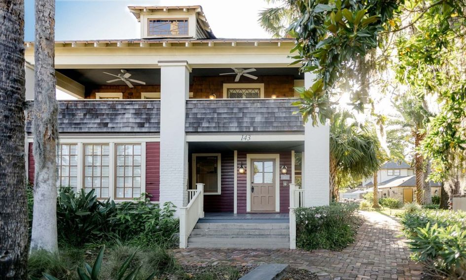 The Collector - Luxury Inn & Gardens