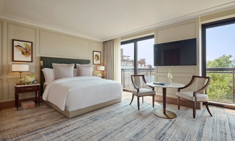 Jumeirah Carlton Tower