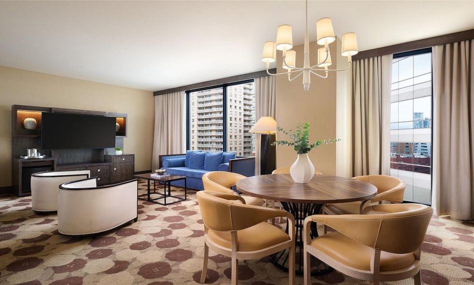 The Royal Sonesta Chicago River North