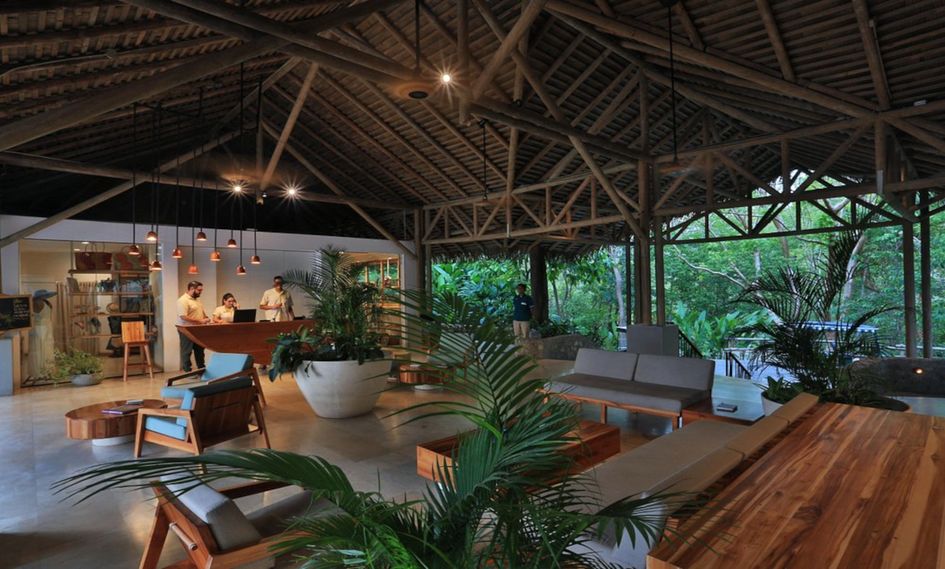 Arenas del Mar Beachfront & Rainforest Resort