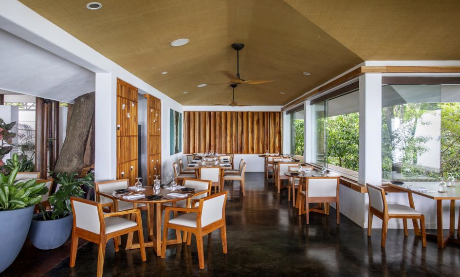 Arenas del Mar Beachfront & Rainforest Resort