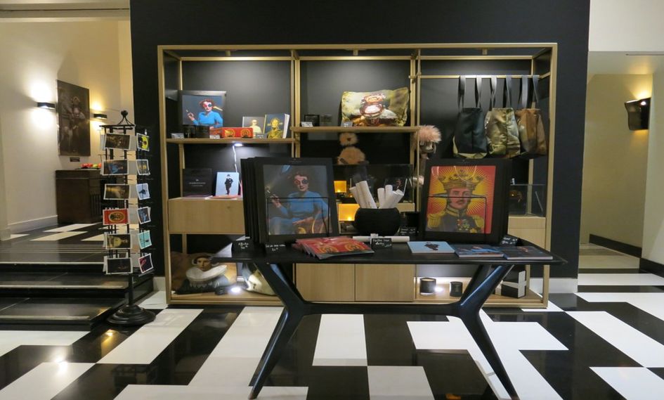 Hotel Marignan Champs-Elysees