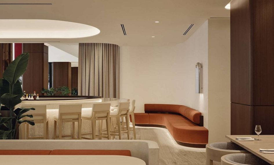 Vogue Hotel Montreal Downtown, Curio Collection by Hilton