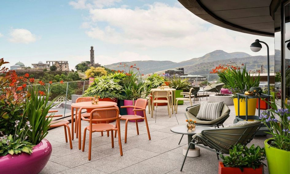 W Edinburgh