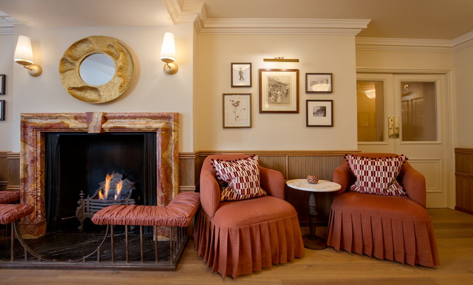 The Capital Hotel, Apartments & Townhouse