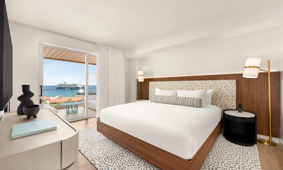 ONE GT Grand Cayman