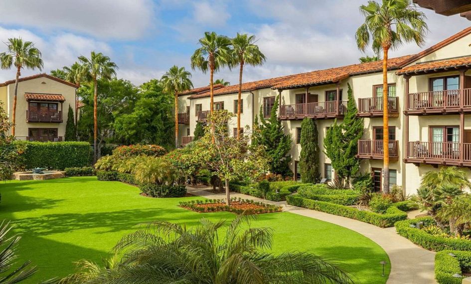 Estancia La Jolla Hotel & Spa