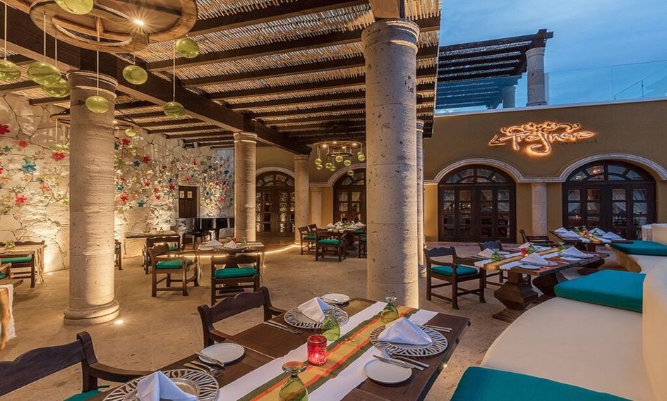 Hacienda Encantada Resort & Spa