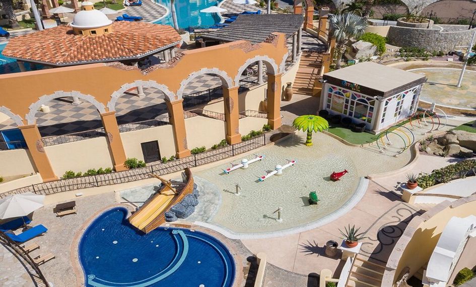 Hacienda Encantada Resort & Spa