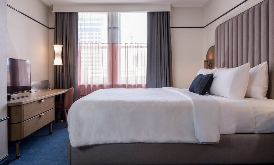 Hu. Hotel