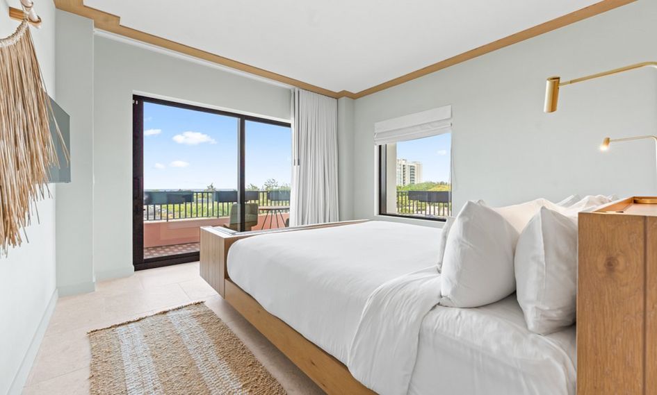 Hotel Indigo Grand Cayman