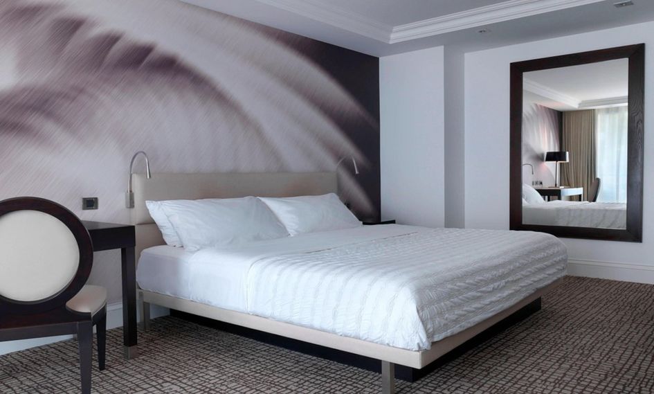 Le Meridien Beach Plaza