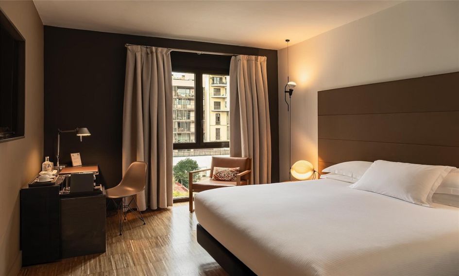 Alexandra Barcelona Hotel, Curio Collection by Hilton
