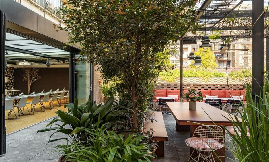 Alexandra Barcelona Hotel, Curio Collection by Hilton