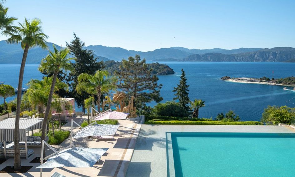 D Maris Bay