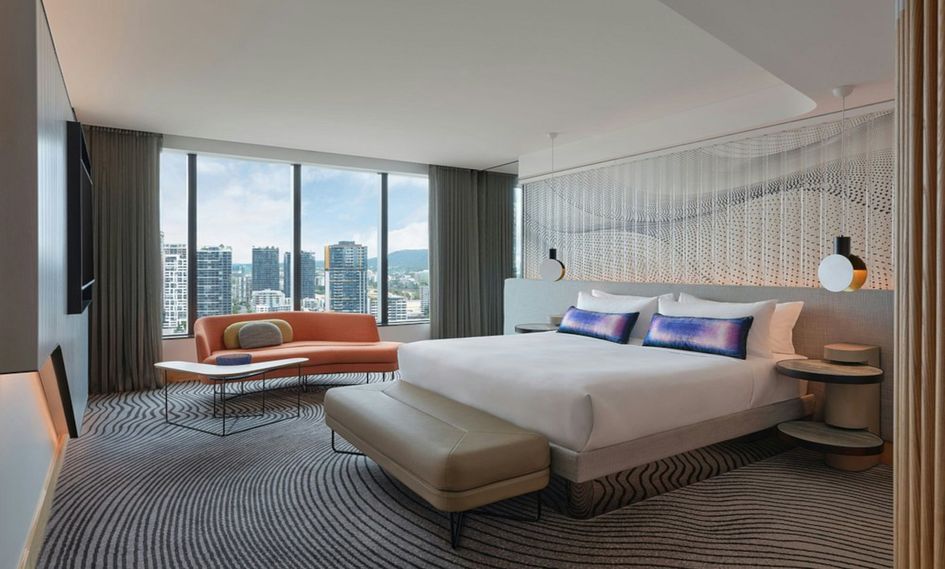 W Brisbane