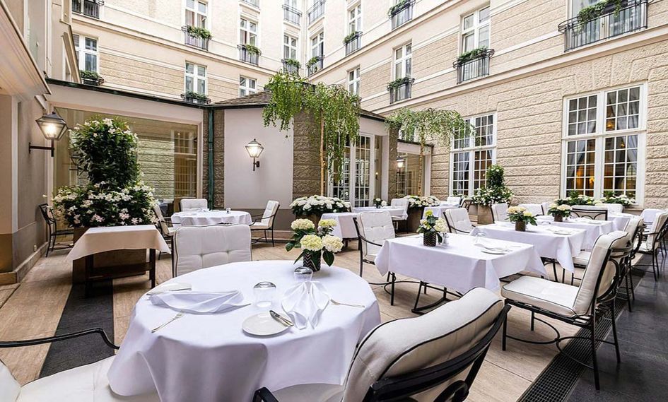 Excelsior Hotel Ernst